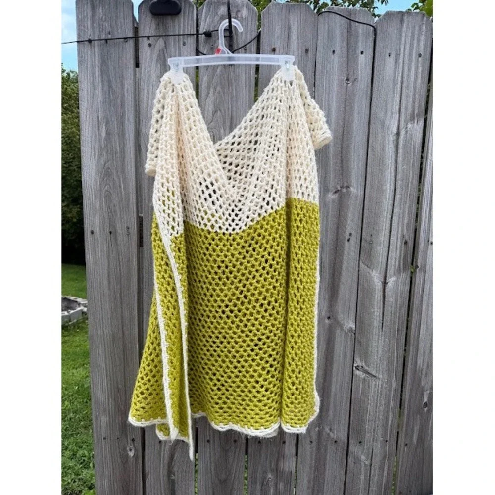 Boho Handmade Crochet Baby Blanket OS Green Cream Colorblock Mesh Knit Throw